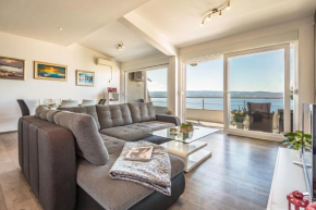 MODERN apartment OMIS